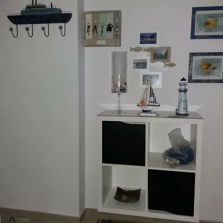 Апартаменты Apartamento Denia. Frente Club Nautico Con Vistas Al Mar, Terraza Y Piscina *