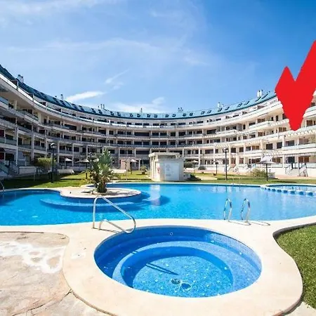 Апартаменты Apartamento Denia. Frente Club Nautico Con Vistas Al Mar, Terraza Y Piscina